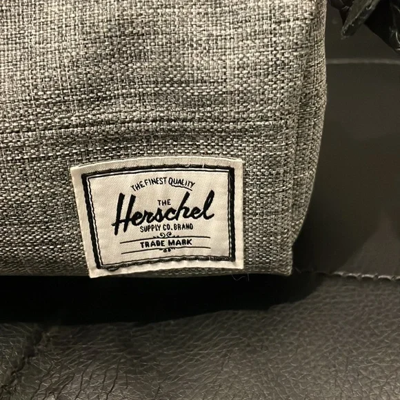 Pencil case - Picture 6 of 6